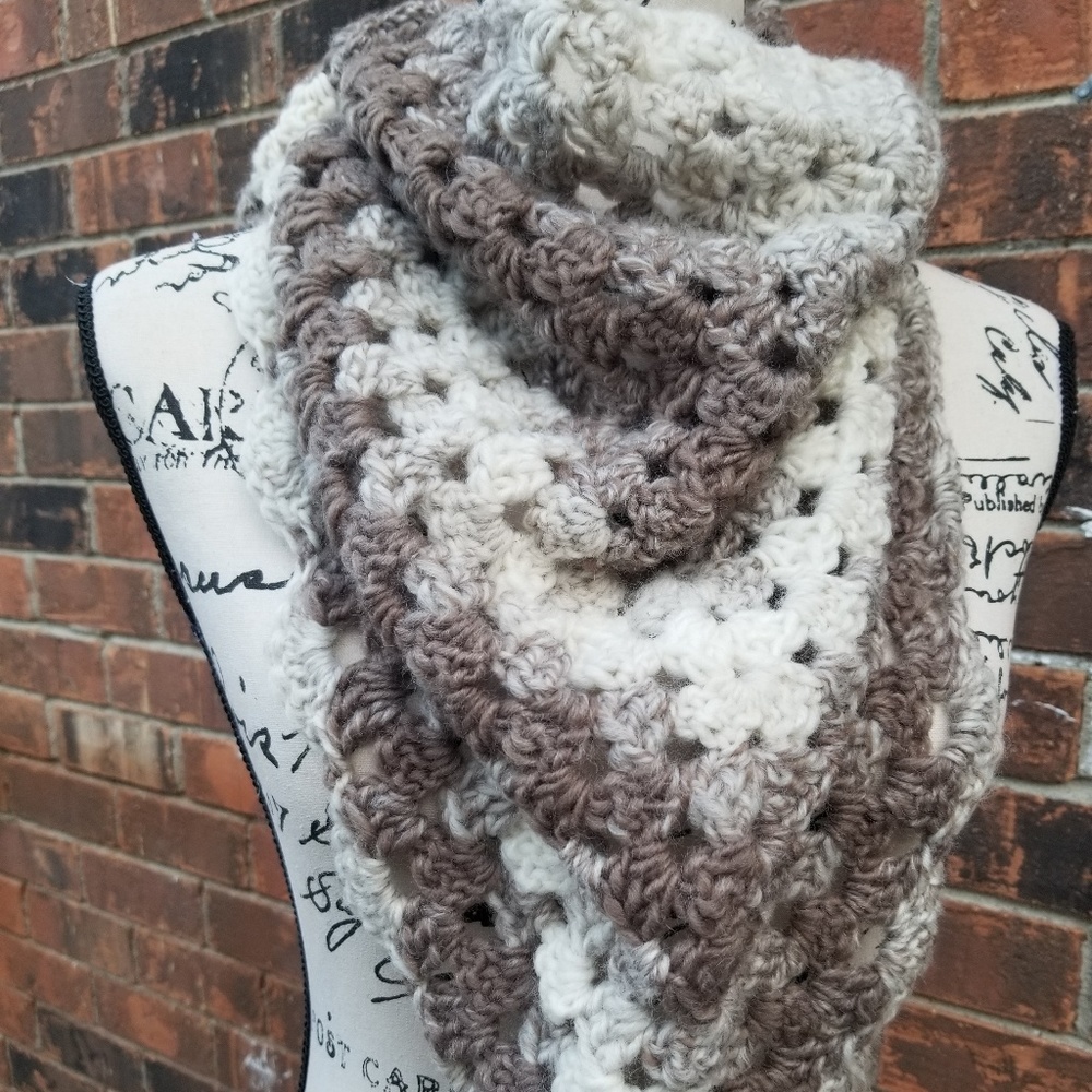 NWT Handmade Crochet Shawl Neutral Colorway